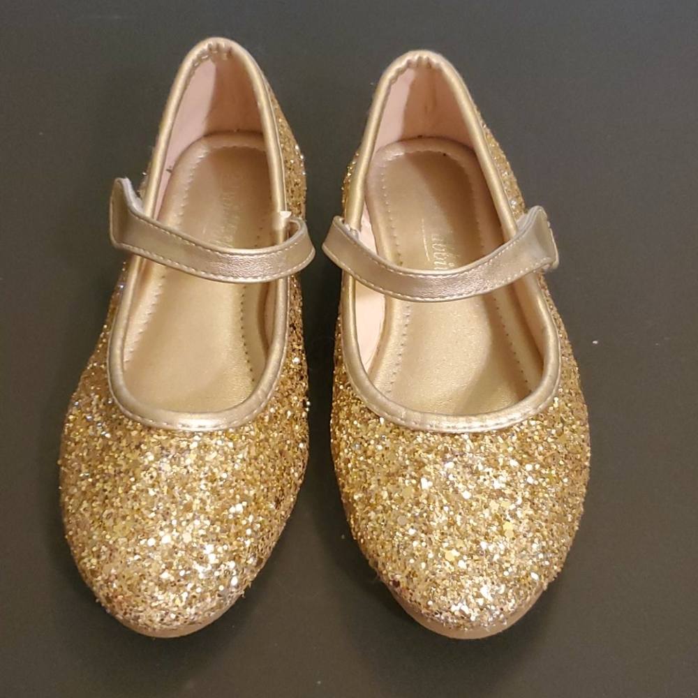 Girls gold dress shoes